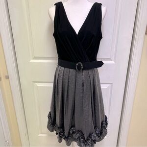 Collection Dressbarn | Black and Gray Sleeveless Dress | Size 14